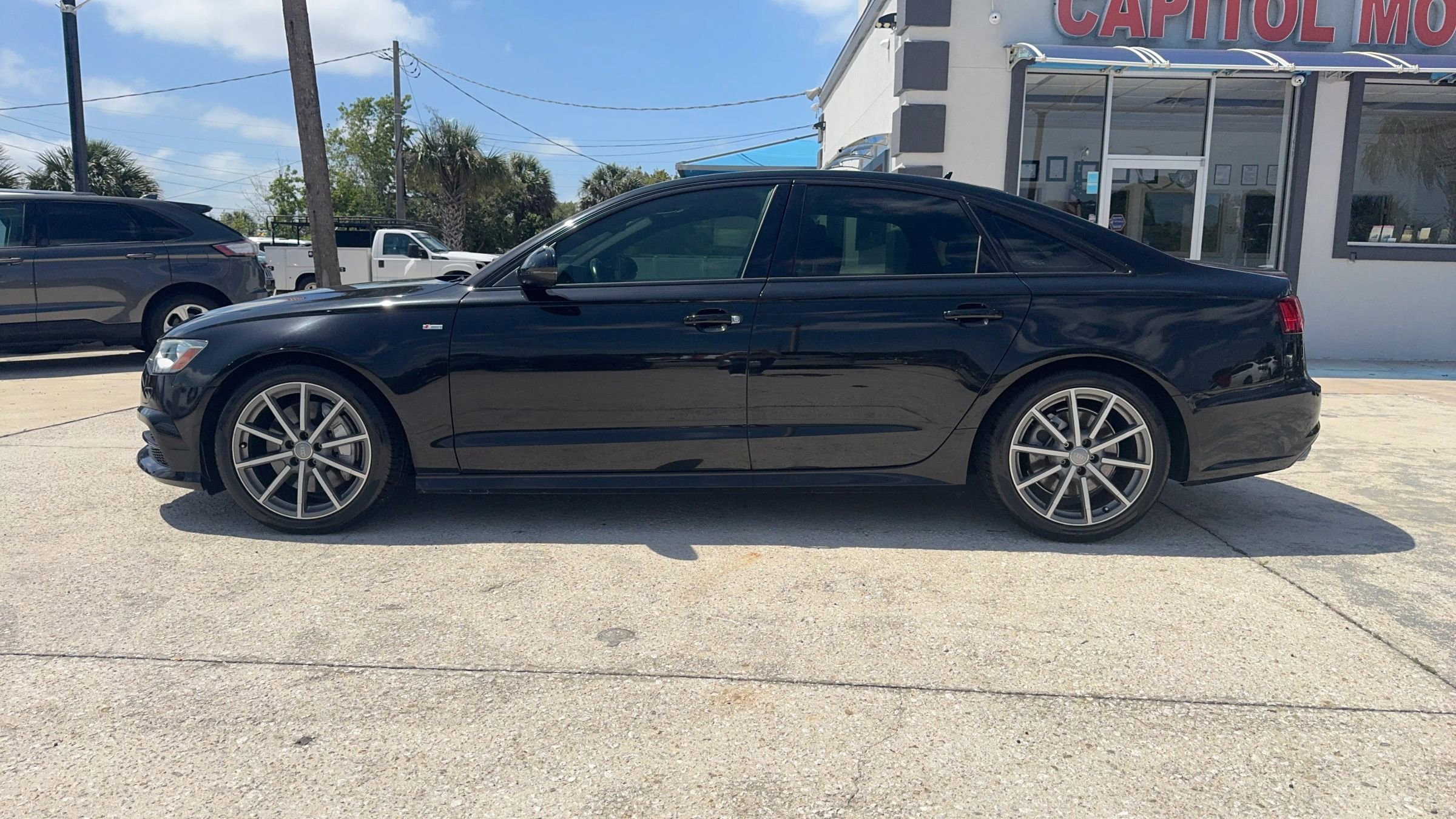 Used 2017 Audi A6 2.0T Premium Plus w/ Premium Plus Package FWD image 2
