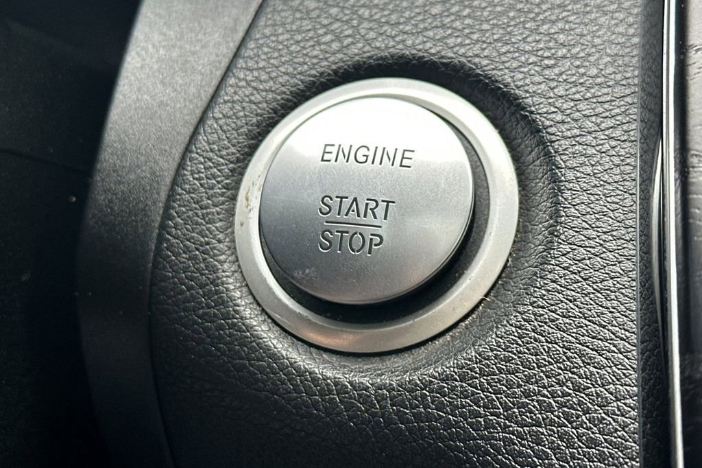 Used 2018 Mercedes-Benz C 300 Sedan w/ Multimedia Package image 21