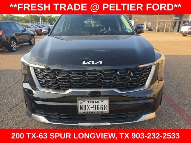 Used 2024 Kia Sorento EX w/ Panoramic Sunroof Package image 2