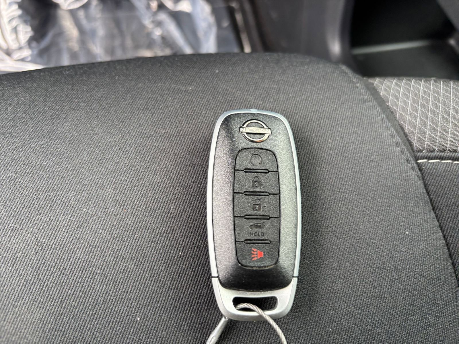 Used 2025 Nissan Pathfinder SV image 21