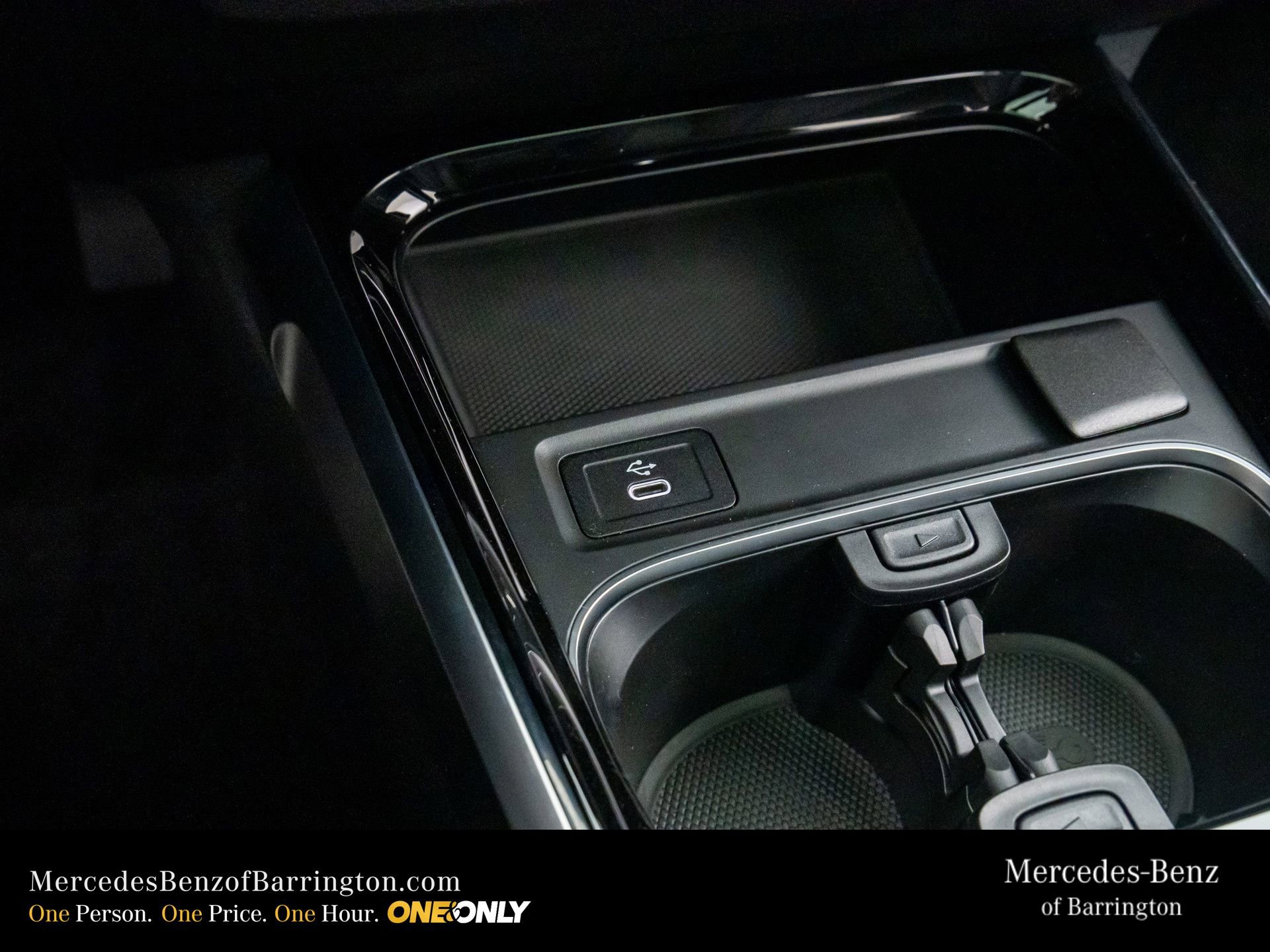 New 2026 Mercedes-Benz GLB 250 4MATIC image 25