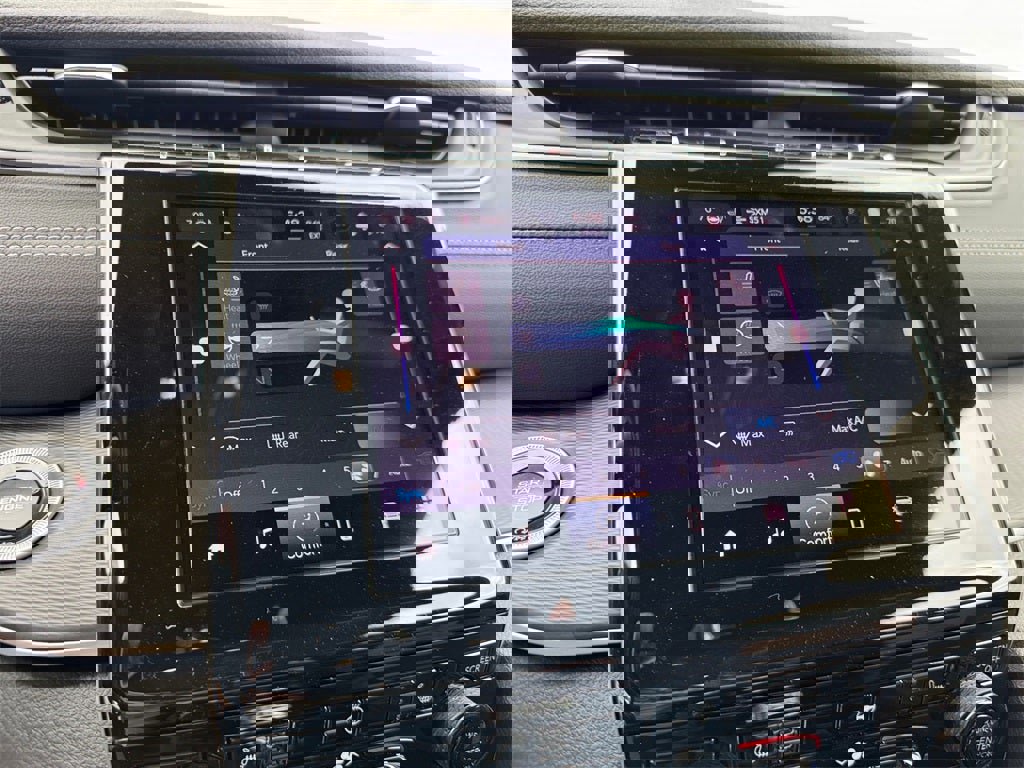 New 2025 Jeep Grand Cherokee L Laredo w/ Luxury Tech Group I image 30