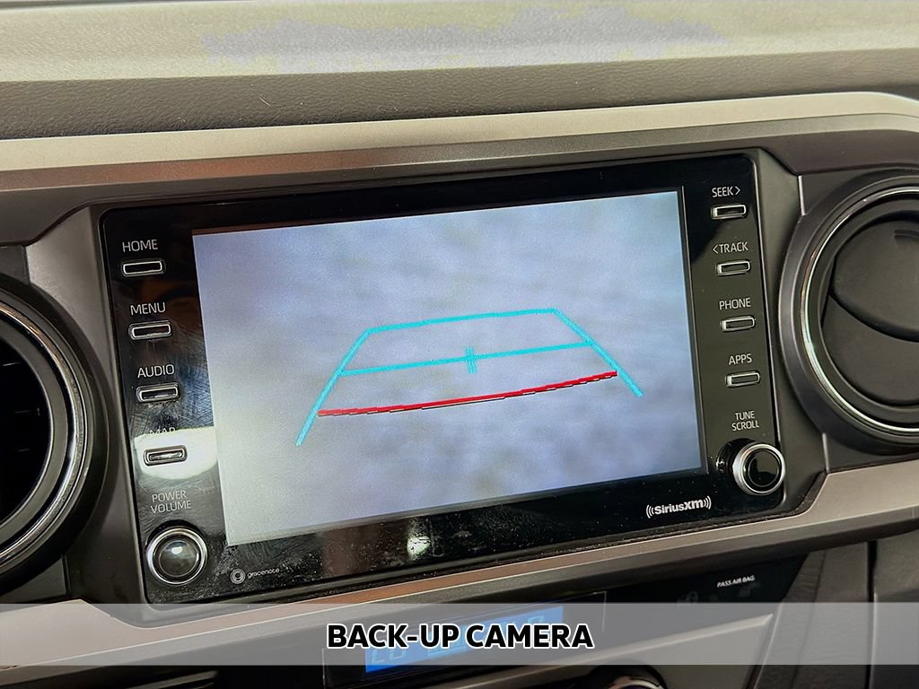 Used 2022 Toyota Tacoma SR5 AWD/4WD image 4