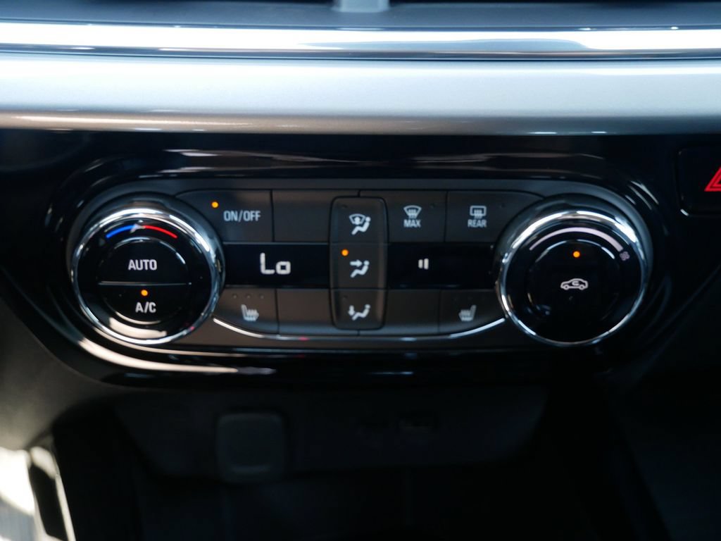 New 2026 Chevrolet Trax LT w/ Driver Confidence Package FWD image 23