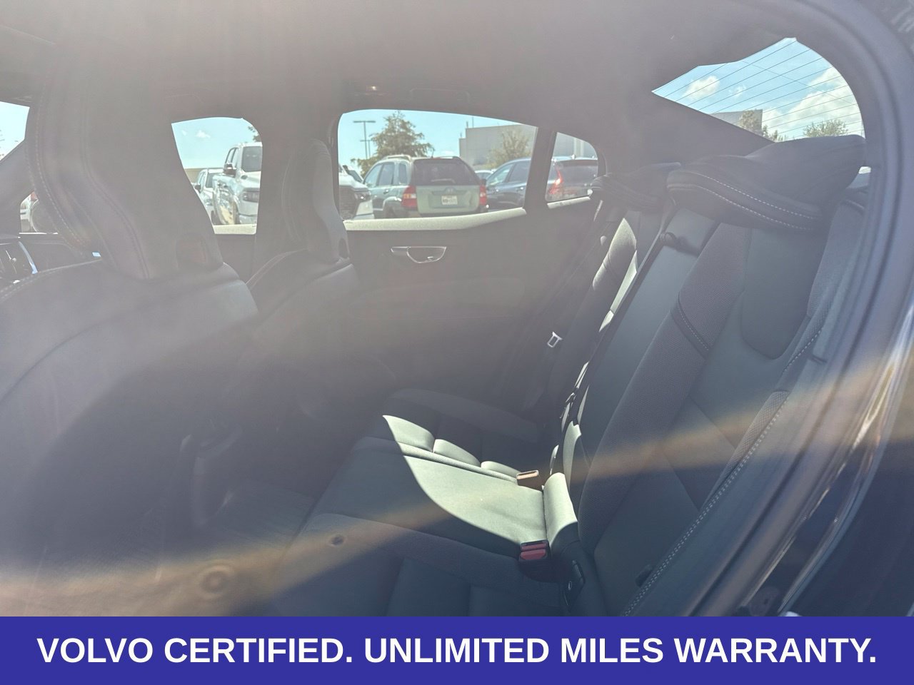 Certified 2024 Volvo S60 T8 Plus w/ Climate Package AWD/4WD image 18