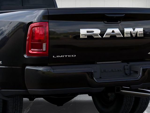 New 2026 RAM 3500 Limited AWD/4WD image 13