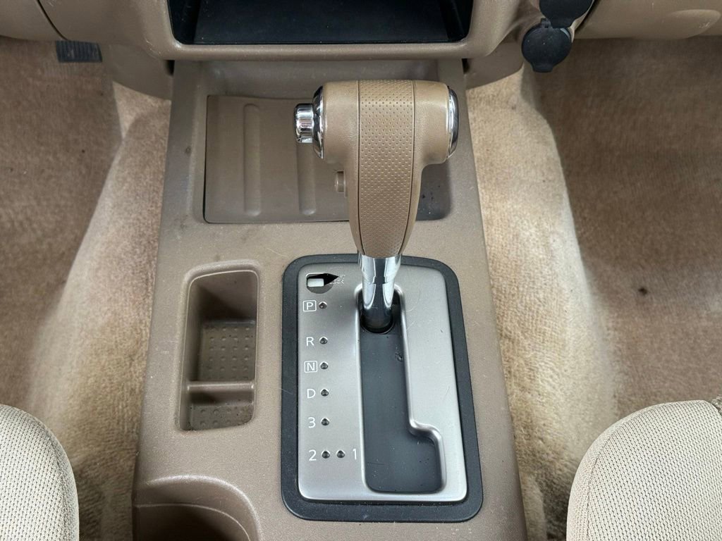 Used 2005 Nissan Frontier SE RWD image 10