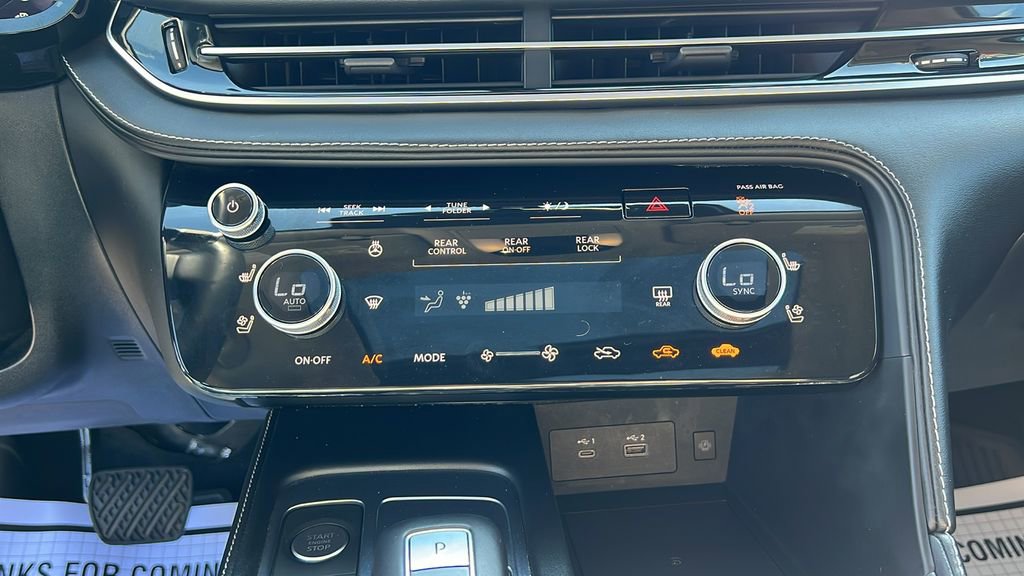 Used 2023 INFINITI QX60 Sensory w/ Vision Package image 28