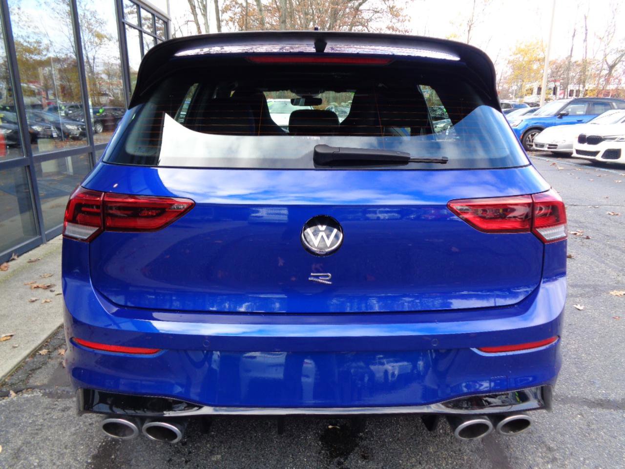 Used 2022 Volkswagen Golf R image 6