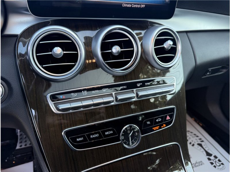 Used 2020 Mercedes-Benz C 300 Sedan image 40