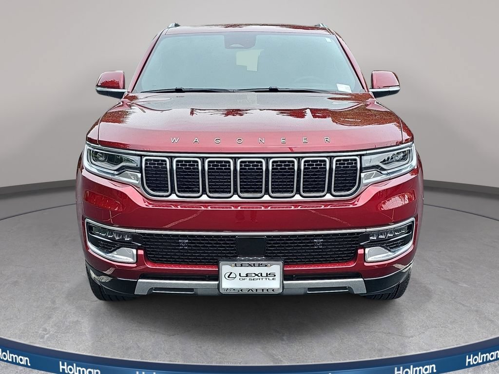 Used 2022 Jeep Wagoneer Series III w/ Flexible Seating Group AWD/4WD image 2