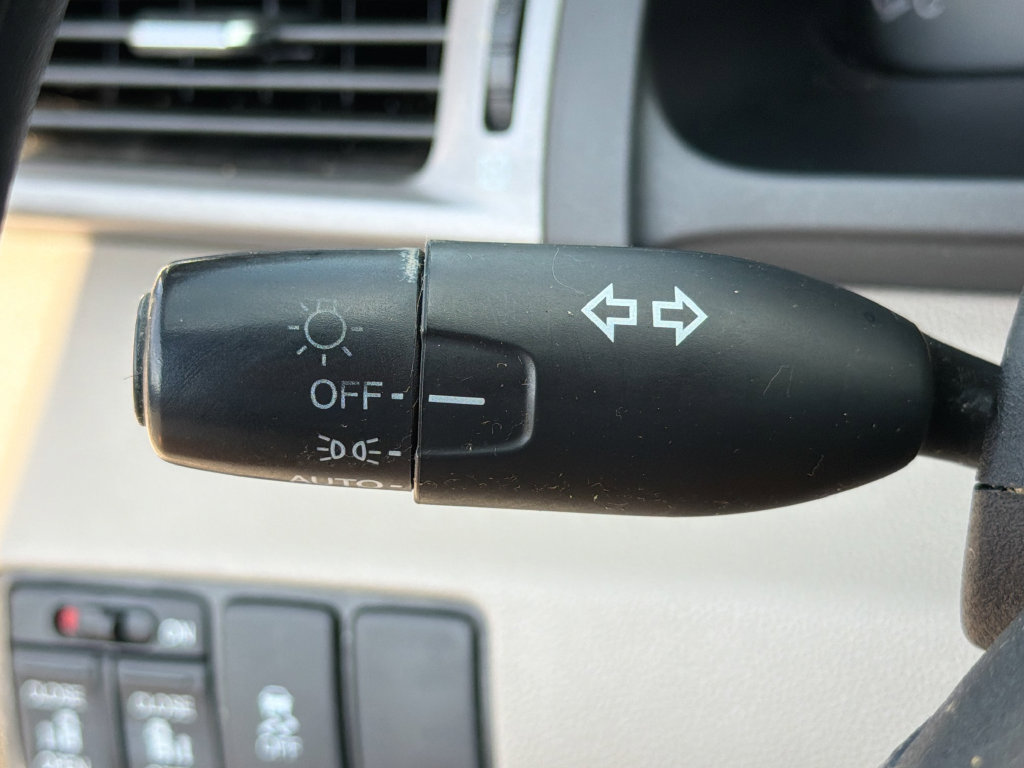 Used 2015 Honda Odyssey EX image 16
