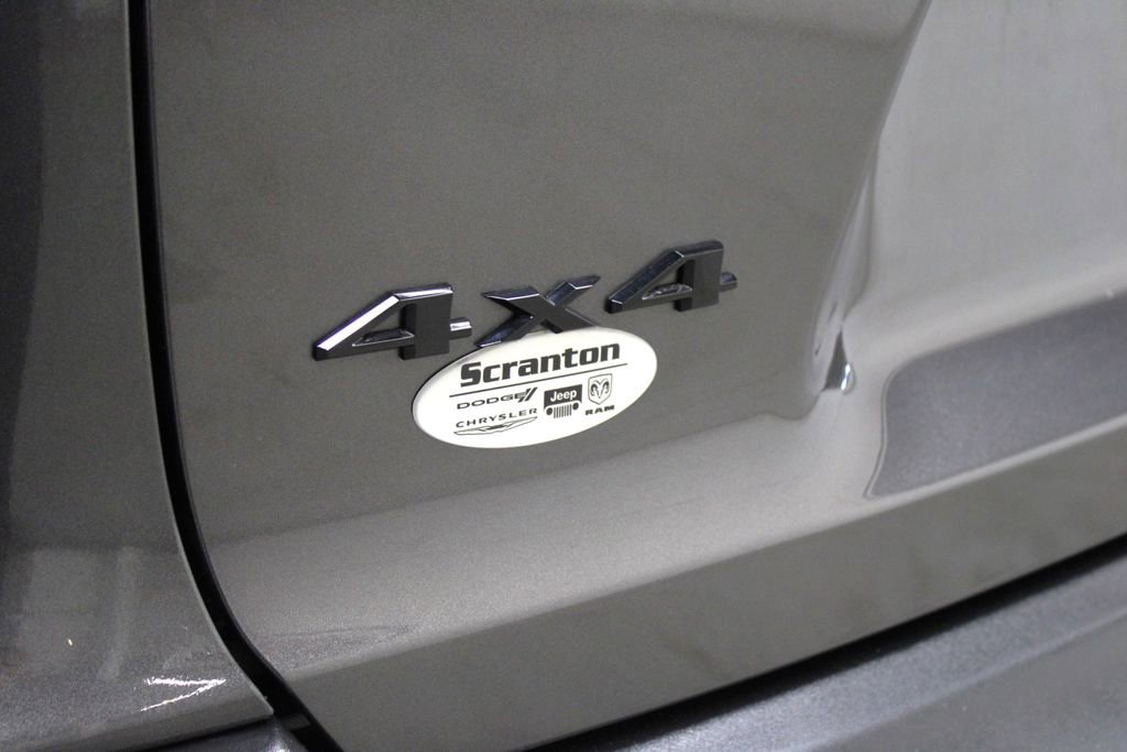 Used 2021 Jeep Cherokee Latitude Plus image 35