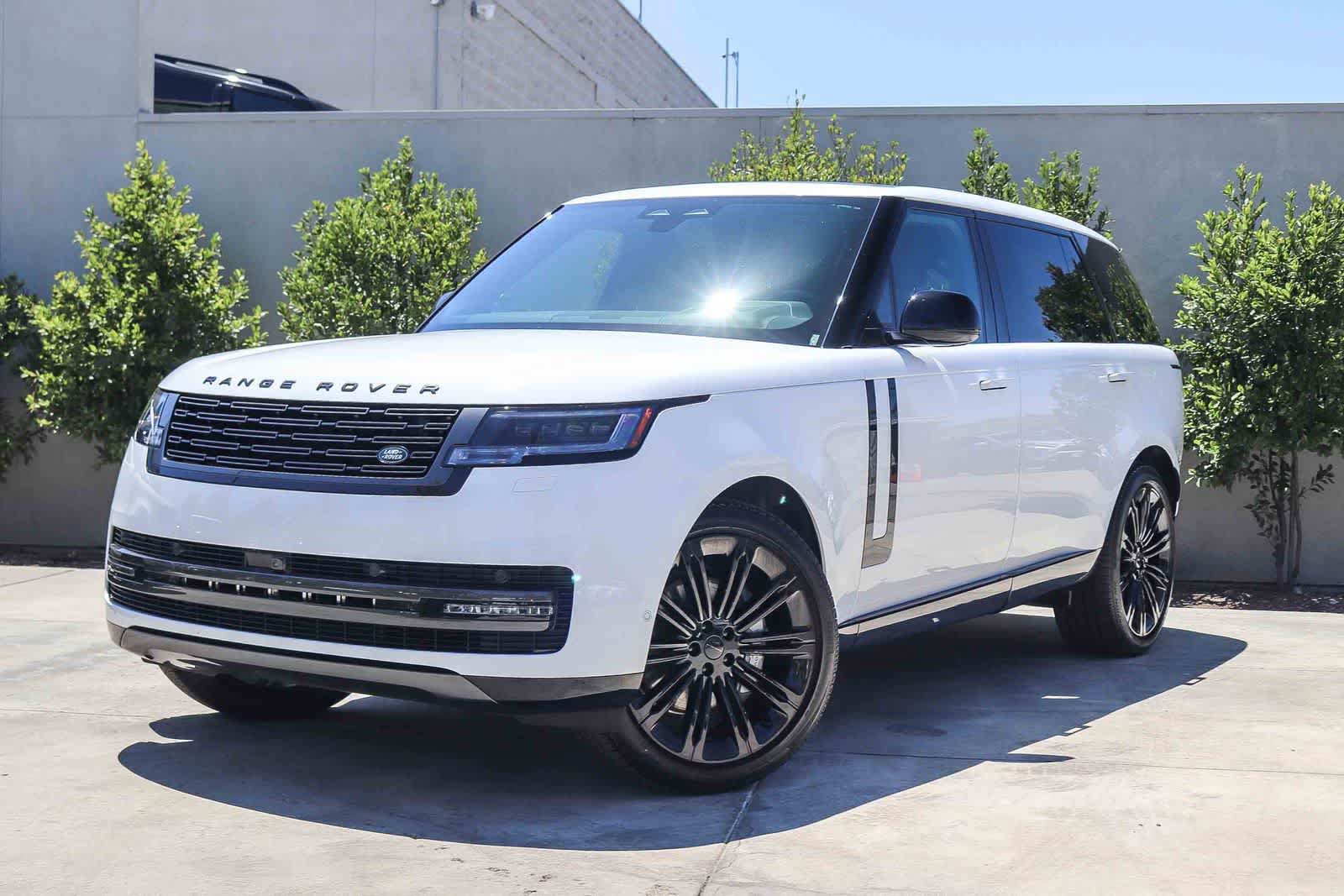 New 2026 Land Rover Range Rover Long Wheelbase SE