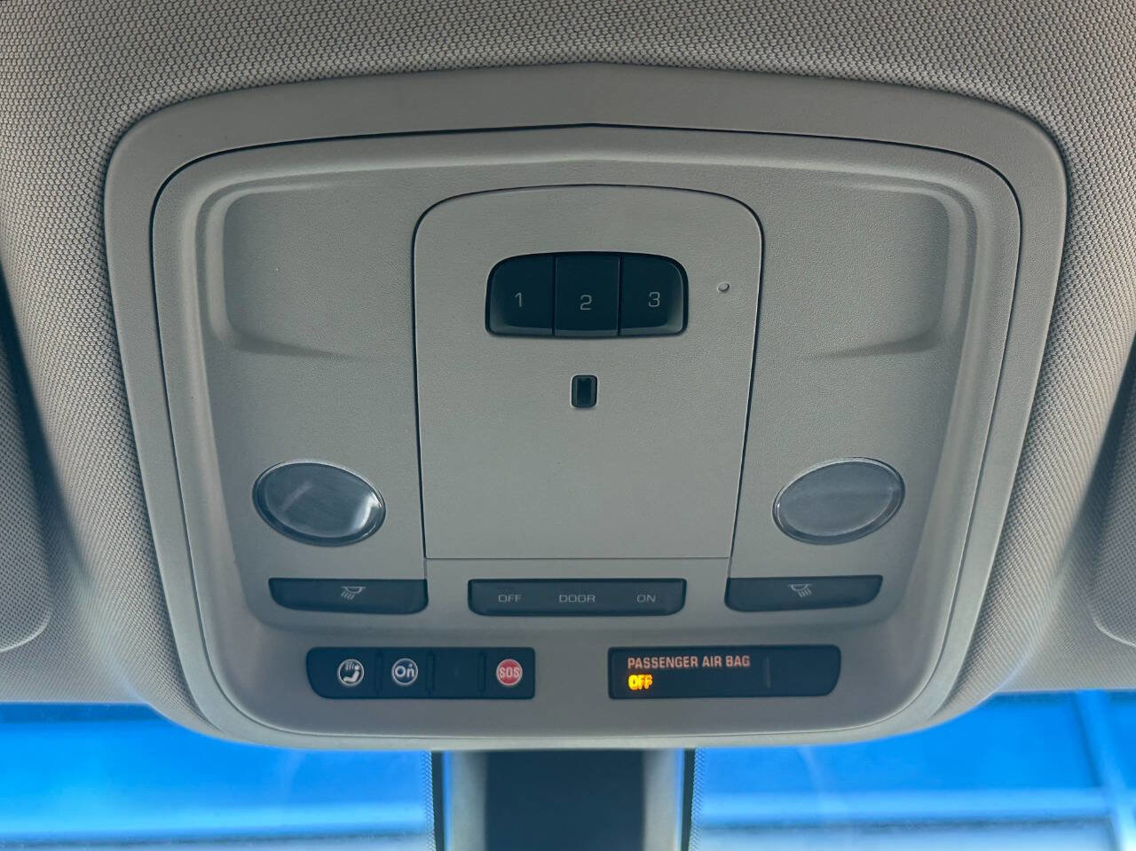 Used 2017 Cadillac XTS Luxury image 23