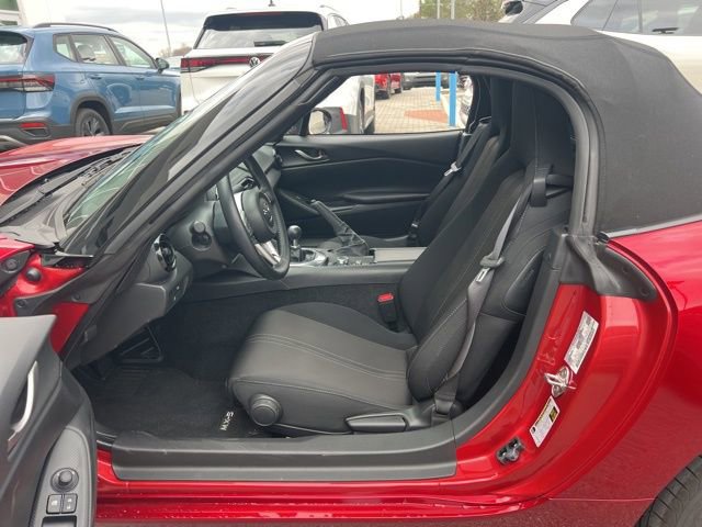Used 2024 MAZDA MX-5 Miata Sport image 28