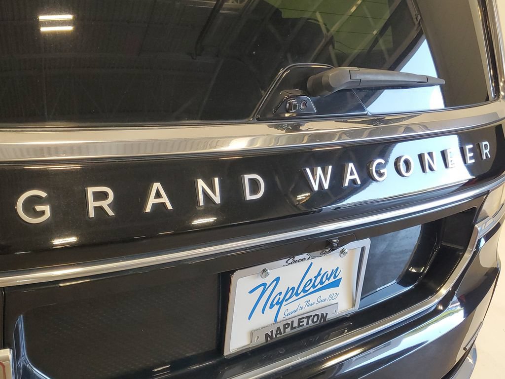 Used 2023 Jeep Grand Wagoneer Series II AWD/4WD image 9