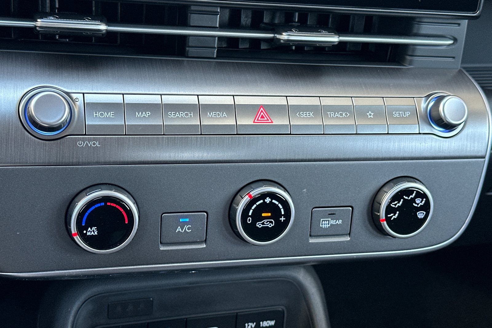 New 2027 Hyundai Kona SE FWD image 21