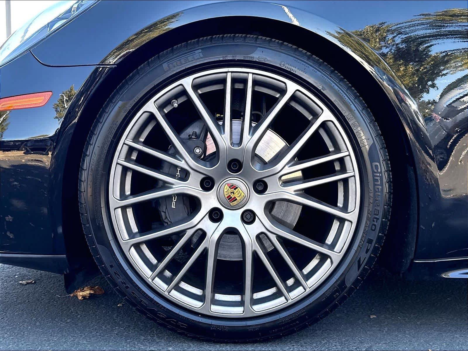 Used 2023 Porsche Panamera 4 Platinum Edition w/ Assistance Package AWD/4WD image 35
