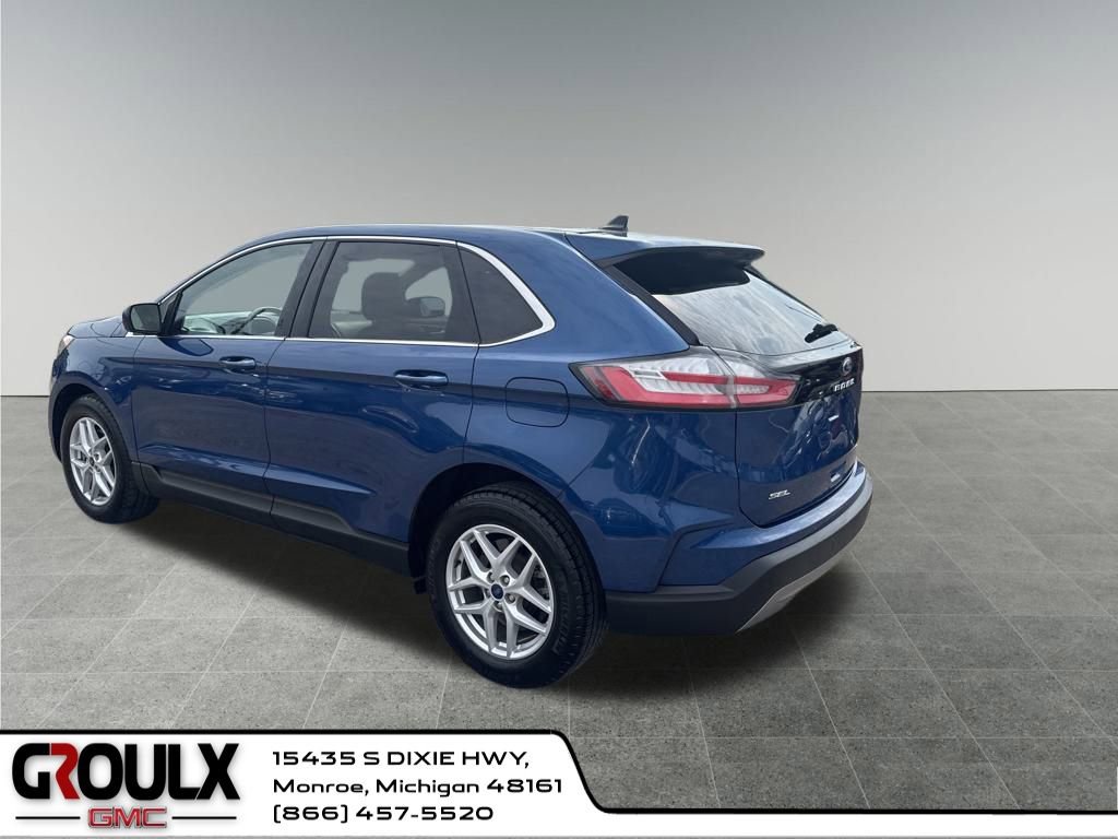 Used 2022 Ford Edge SEL w/ Convenience Package image 4