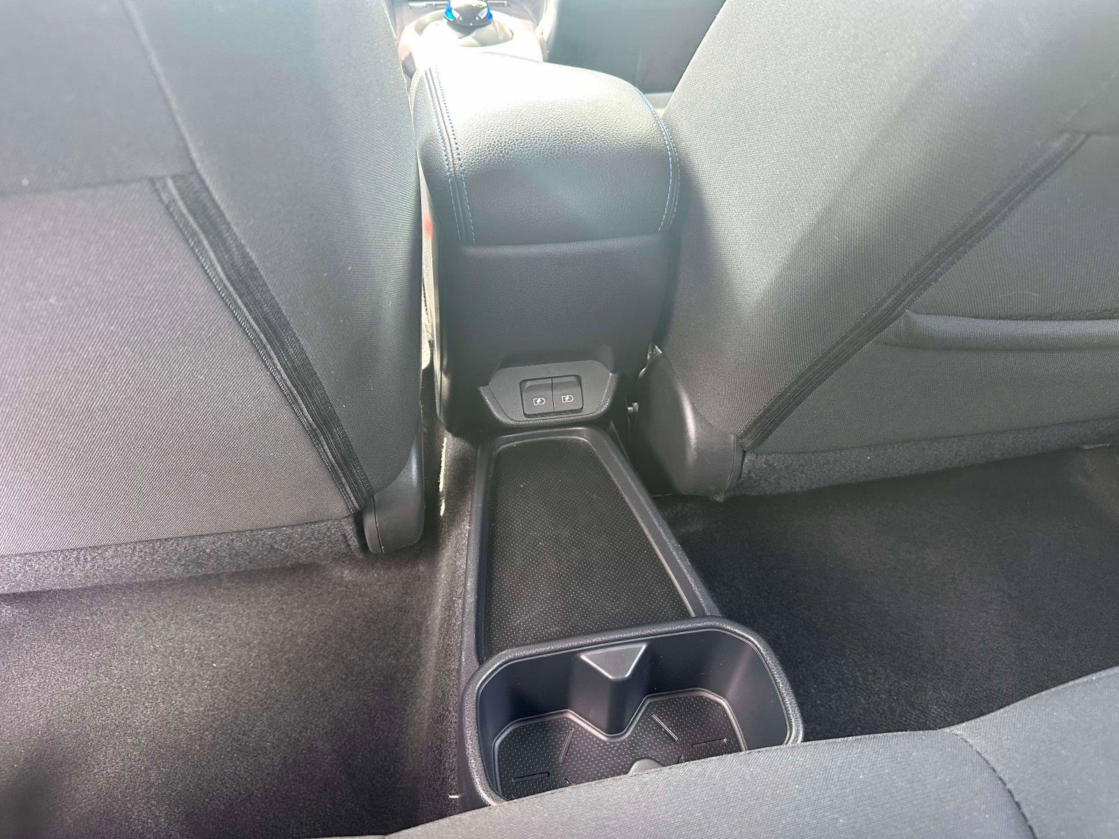 Used 2023 Nissan Leaf S image 9