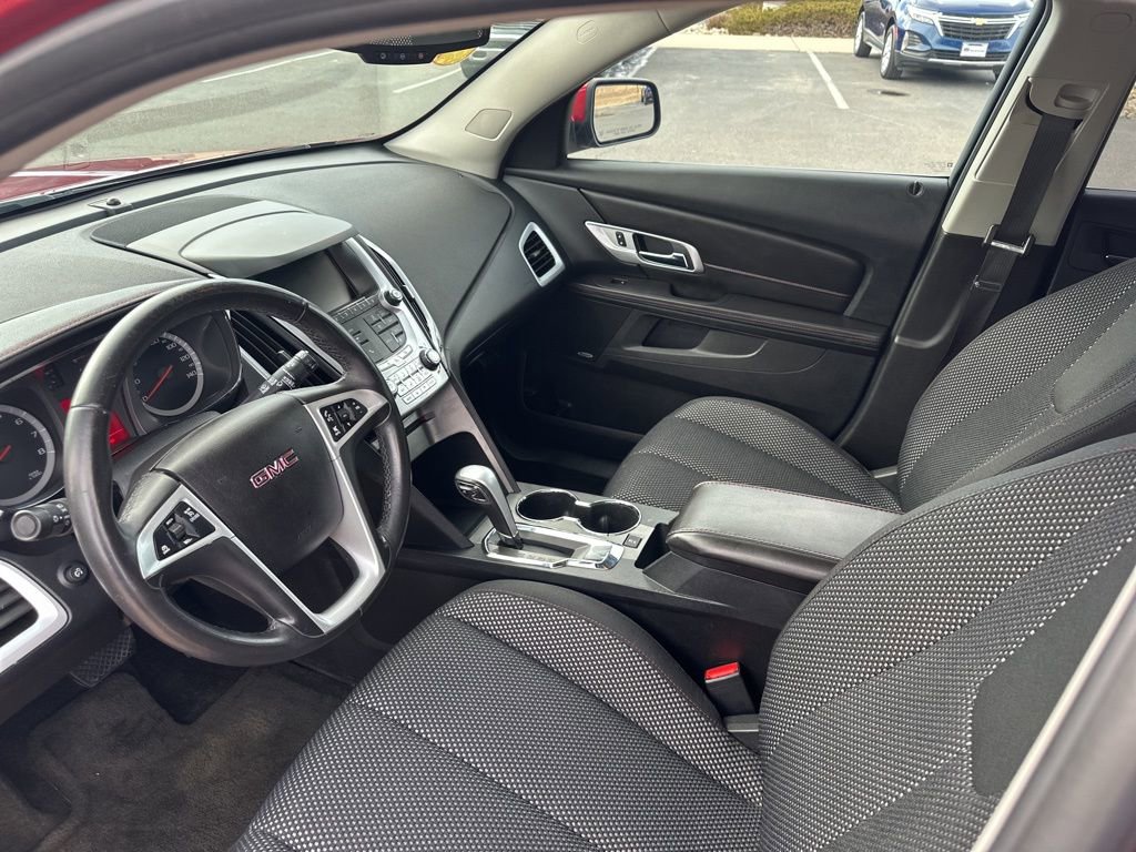 Used 2015 GMC Terrain SLE image 12