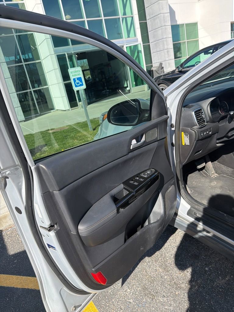 Certified 2020 Kia Sportage EX w/ Option Group 15 AWD/4WD image 7