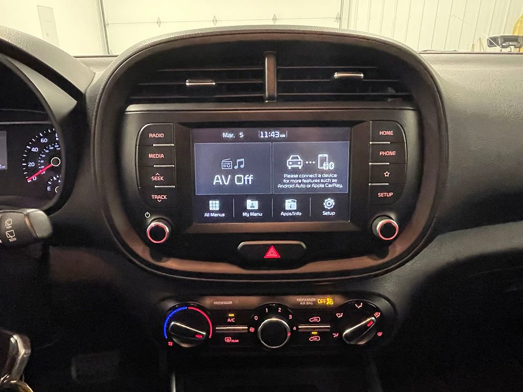 Used 2020 Kia Soul LX image 28