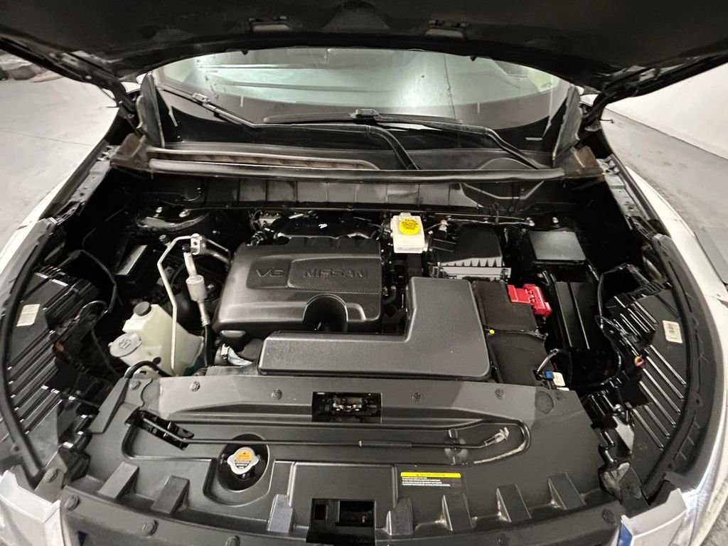 Used 2024 Nissan Pathfinder SL FWD image 21