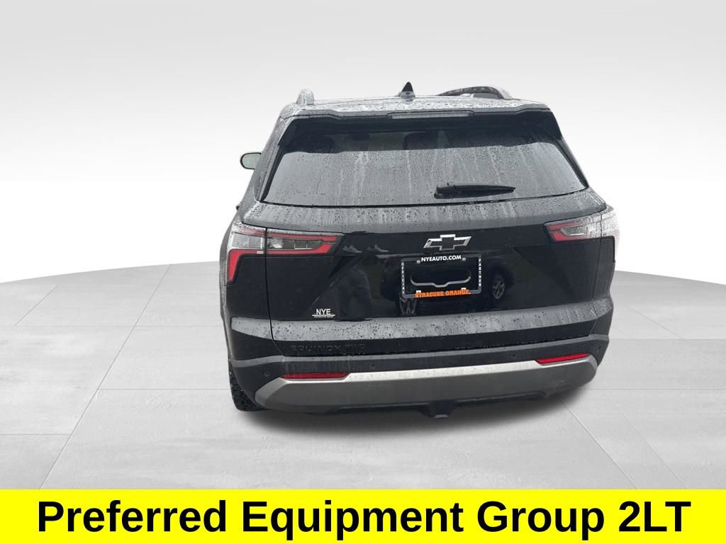 Used 2025 Chevrolet Equinox LT w/ Midnight Edition image 4