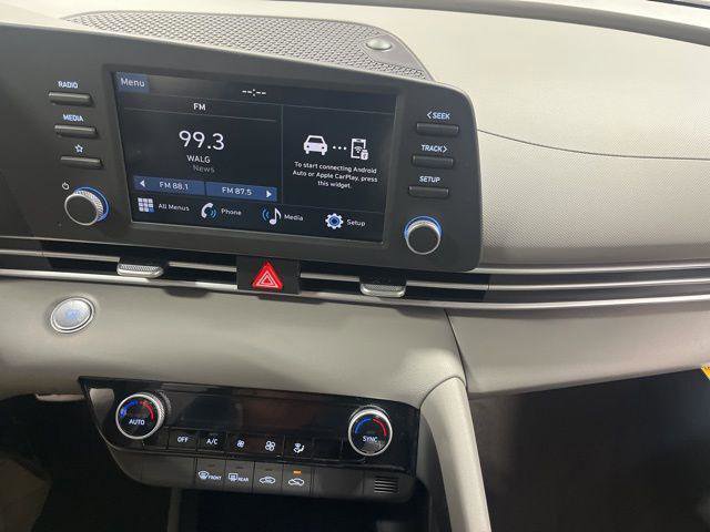 New 2026 Hyundai Elantra Sport image 16