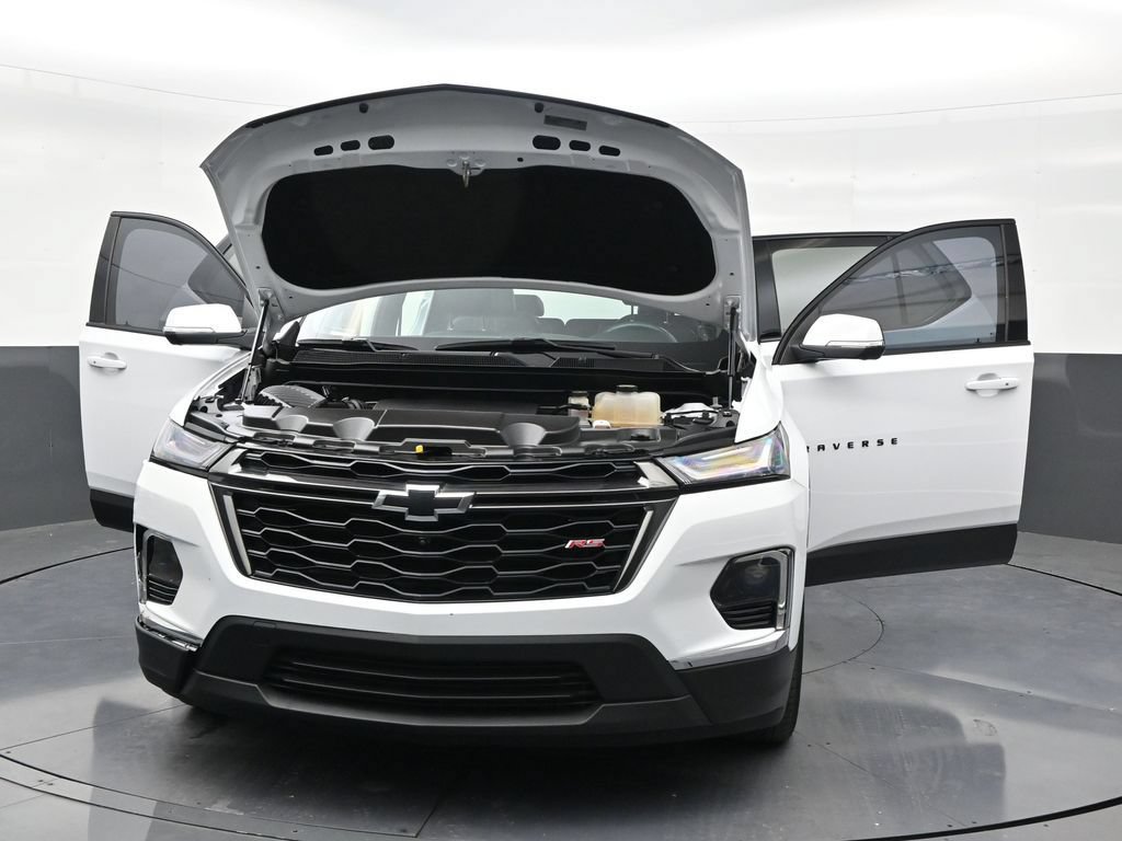 Used 2022 Chevrolet Traverse RS FWD image 33