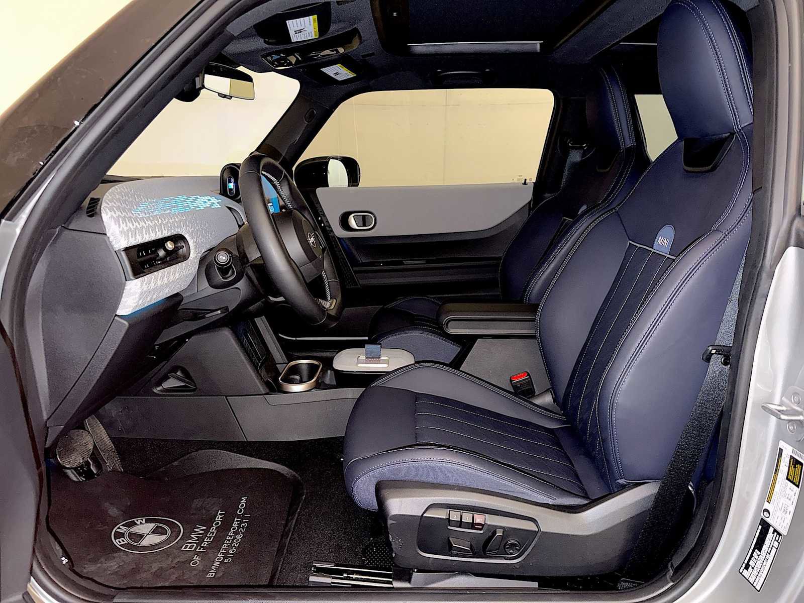 Certified 2025 MINI Cooper S image 9