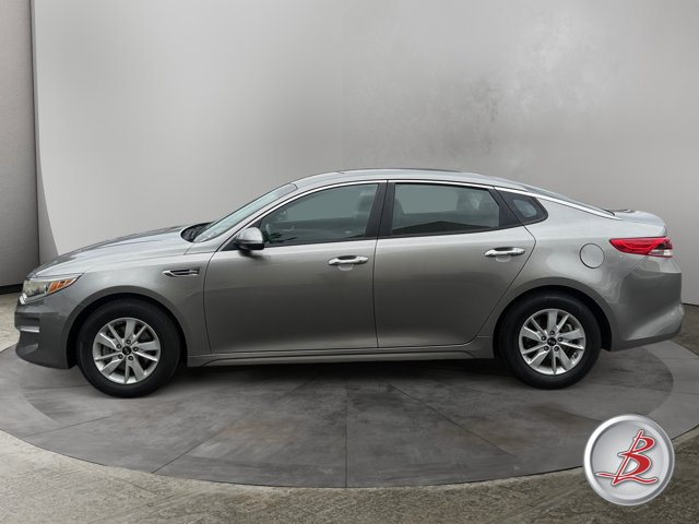Used 2018 Kia Optima LX FWD image 4