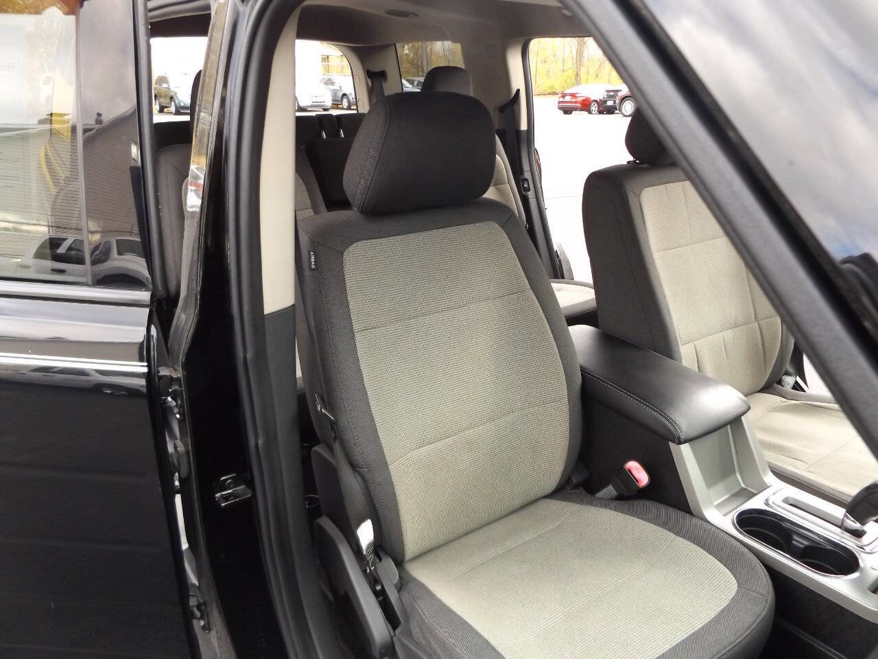 Used 2012 Ford Flex SE w/ Trailer Tow Pkg Class III image 21