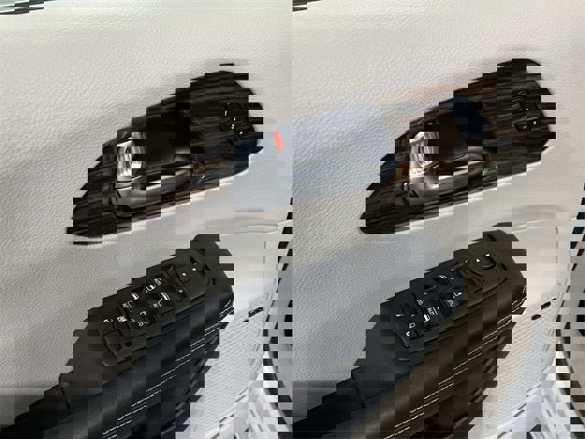 Used 2022 Chrysler Pacifica Limited image 24