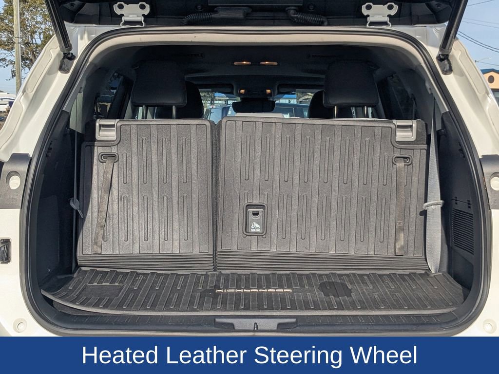 Used 2021 Toyota Highlander Limited image 13