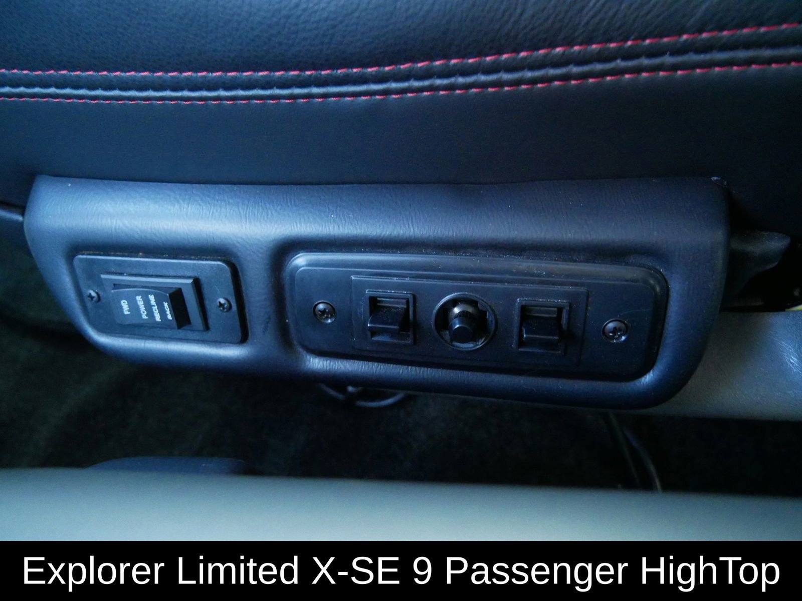 Used 2025 GMC Savana 2500 Extended w/ Driver Convenience Package RWD image 33