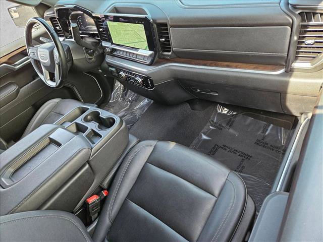 Used 2025 GMC Sierra 1500 SLT AWD/4WD image 19