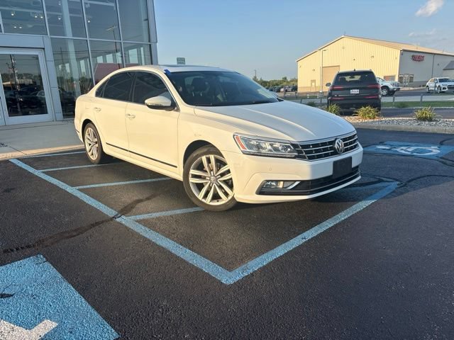 Used 2017 Volkswagen Passat 1.8T SE FWD video 1