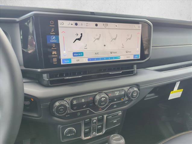 New 2026 Jeep Gladiator Sport image 9