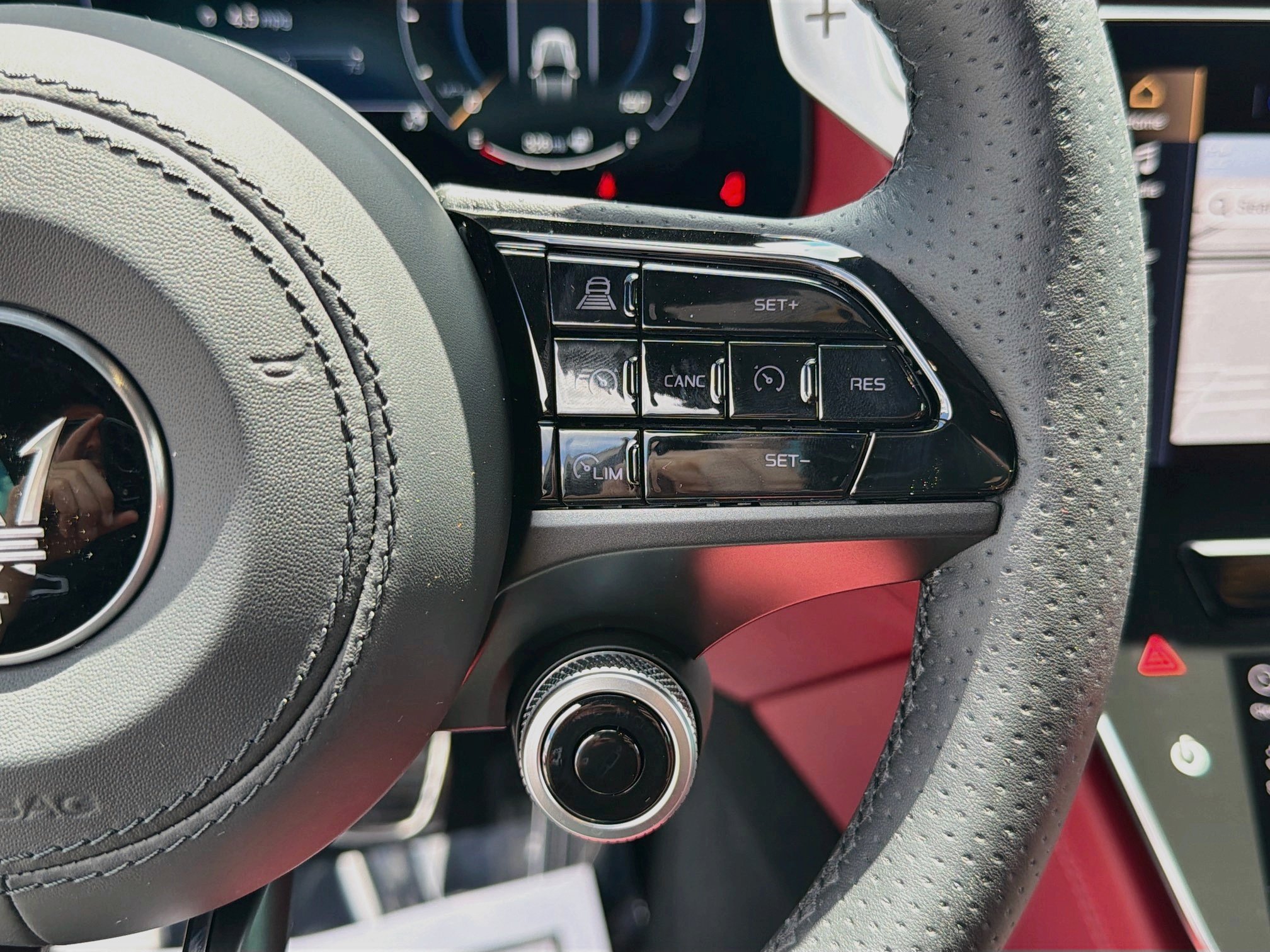 New 2026 Maserati Grecale Modena AWD/4WD image 40