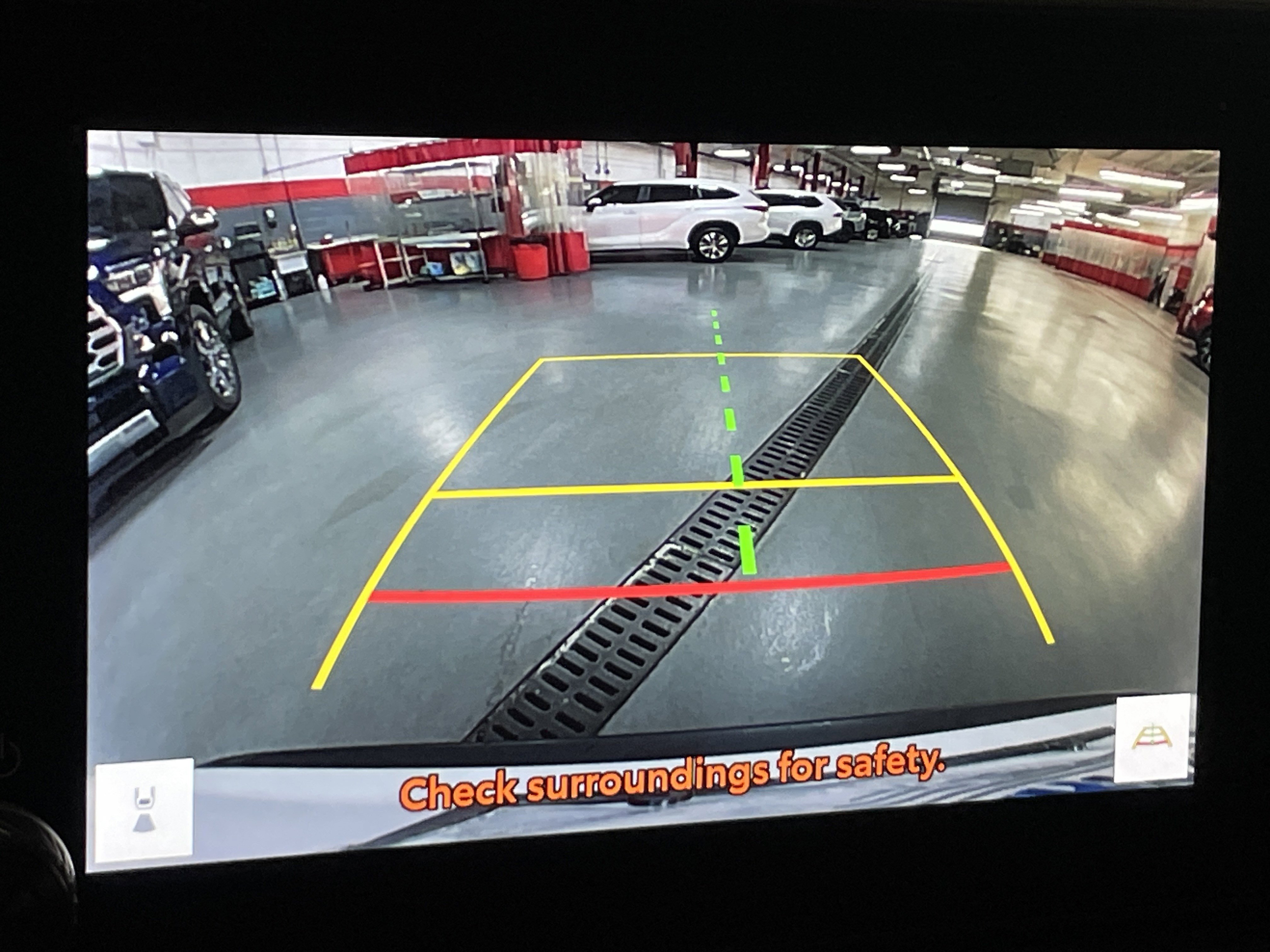 Used 2023 Toyota RAV4 XLE w/ Convenience Package FWD image 25