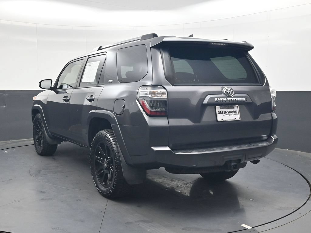 Used 2021 Toyota 4Runner SR5 Premium w/ Moonroof Package RWD image 7