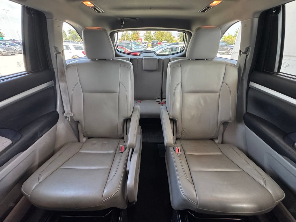 Used 2016 Toyota Highlander XLE w/ Protection Package #3 AWD/4WD image 29