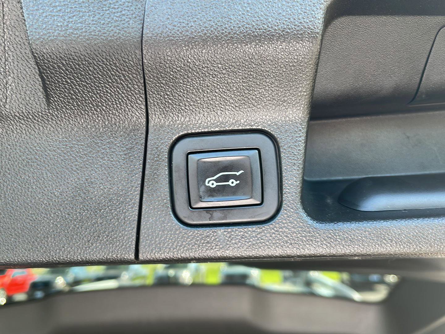 Used 2019 GMC Acadia SLT FWD image 36