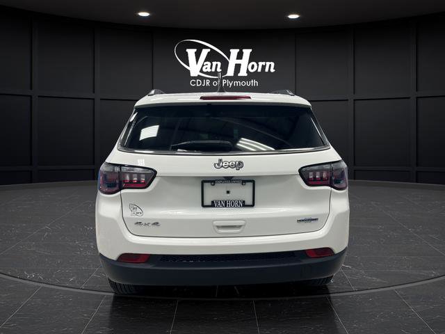 Used 2021 Jeep Compass Latitude w/ Convenience Group AWD/4WD image 6
