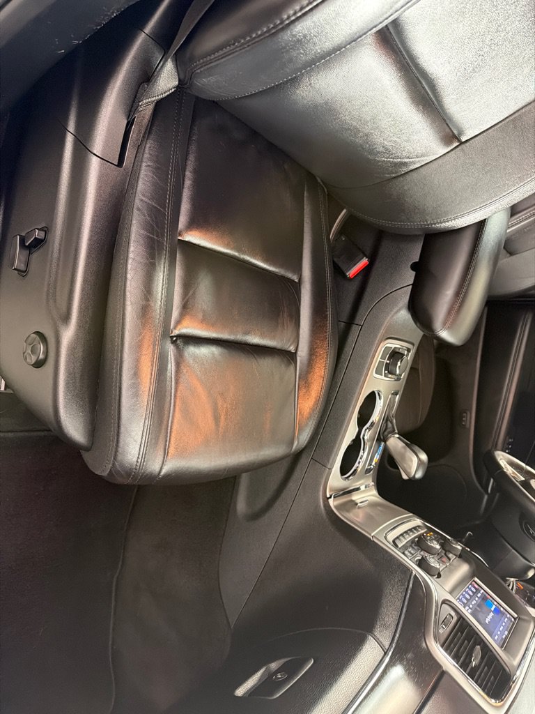 Used 2018 Jeep Grand Cherokee Limited AWD/4WD image 25