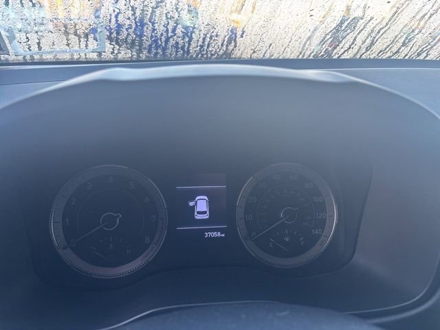 Used 2022 Hyundai Venue SEL image 6