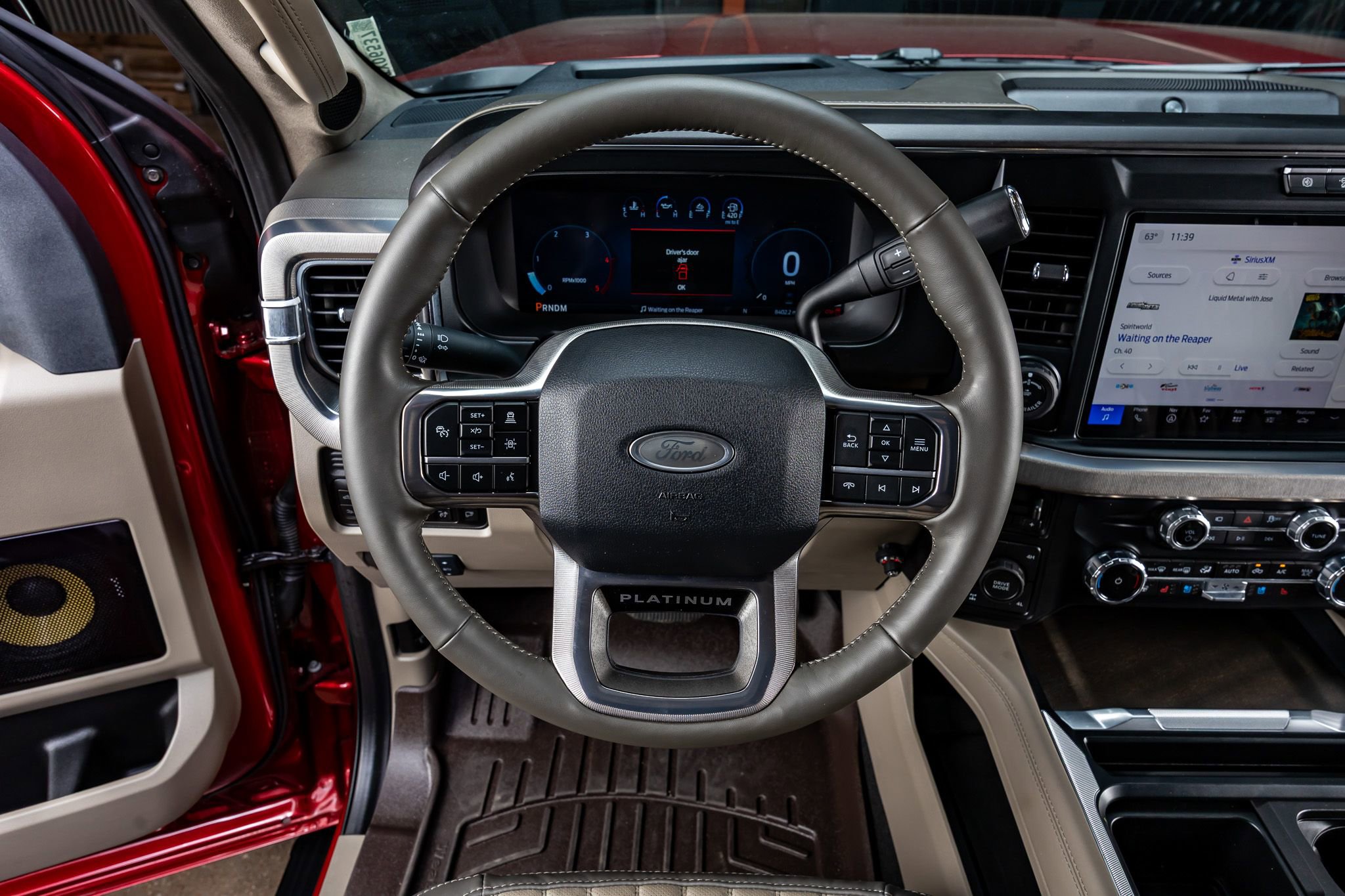 Used 2025 Ford F250 Platinum w/ Platinum Plus Package image 20